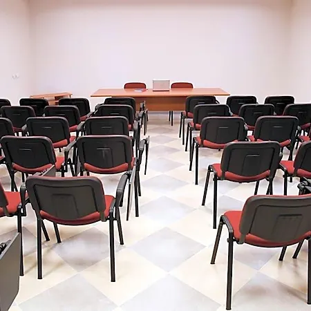 Nuovo Operai Otel 3*