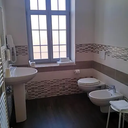 Nuovo Operai Hotel